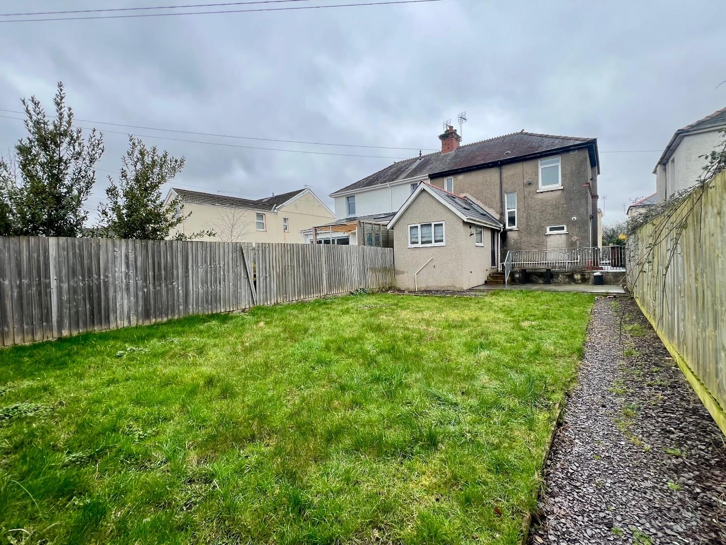 Sunnyside Roads, Bridgend County Borough, CF31 4AF